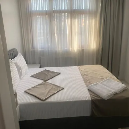 Theistanbulnest Apartman *